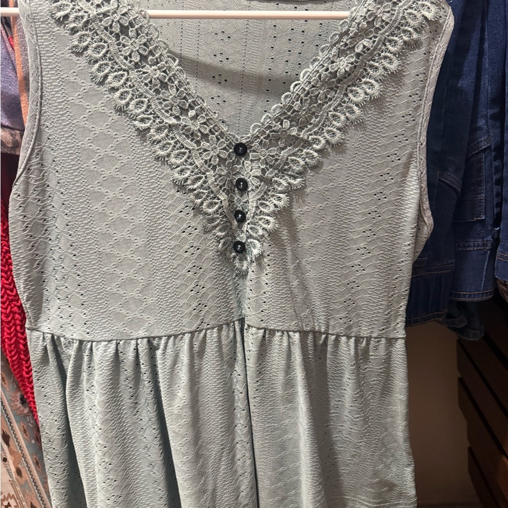 SHEIN Lace Trim Tank Top - Light Gray